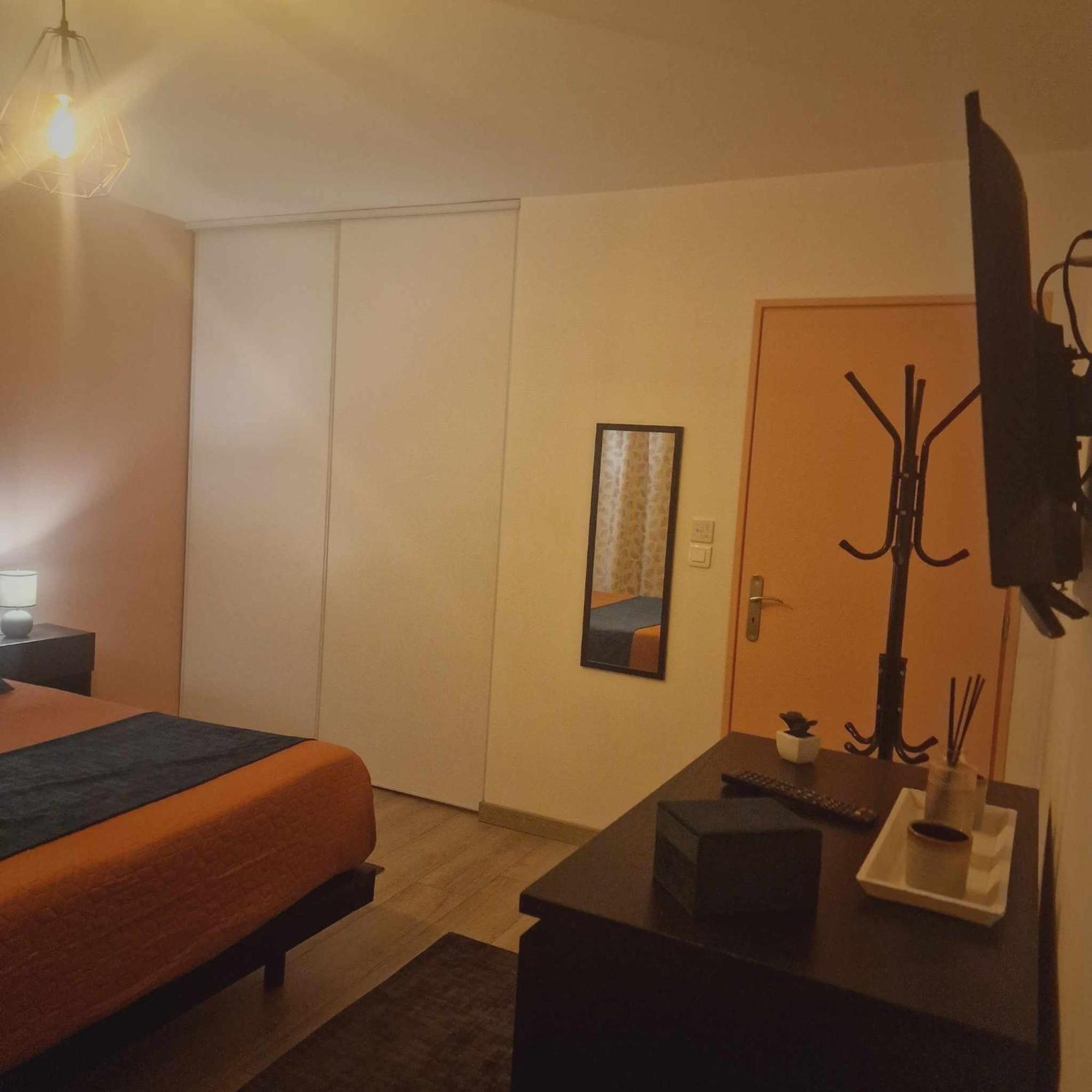 Les Chambres De Sandra Nurieux-Volognat Buitenkant foto