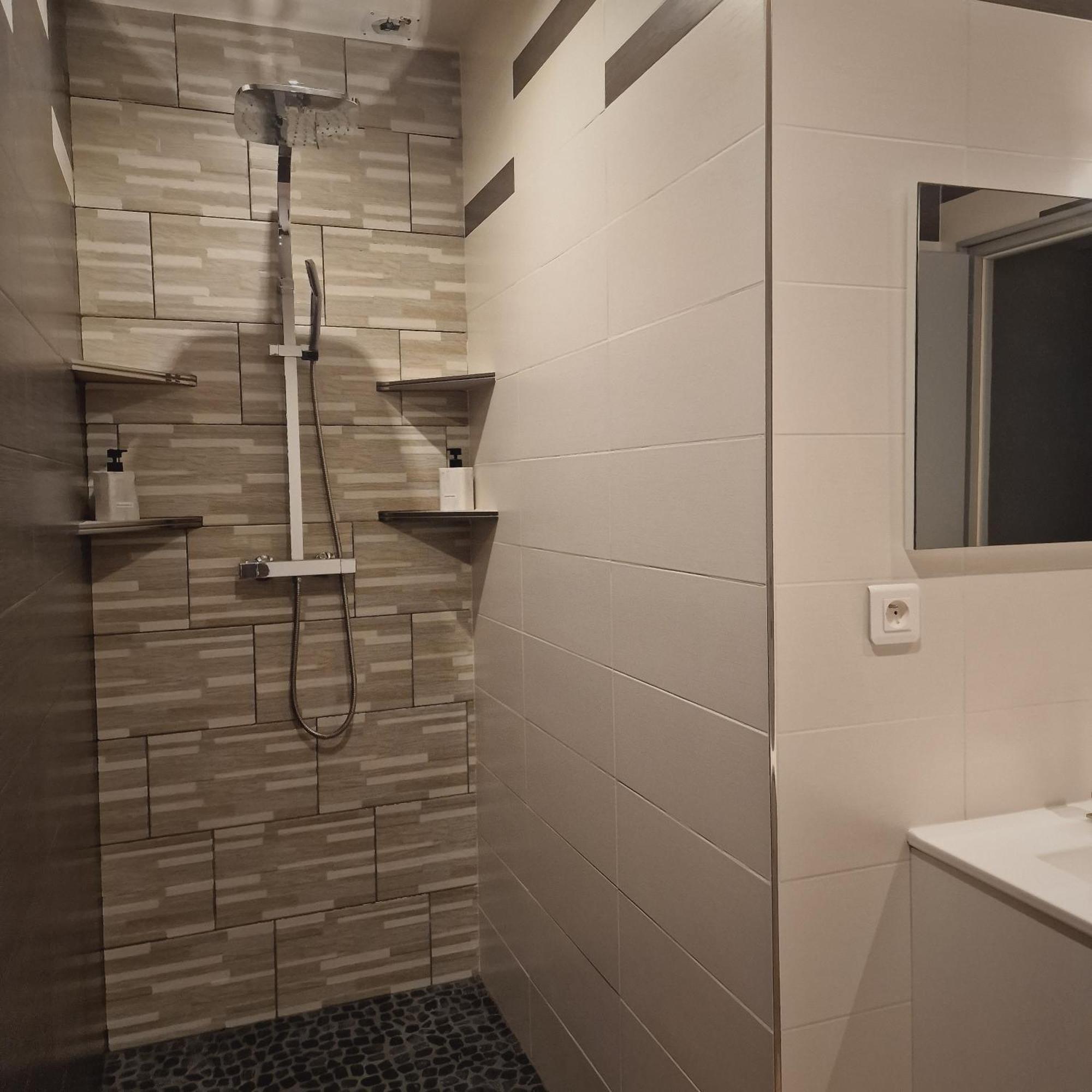 Les Chambres De Sandra Nurieux-Volognat Kamer foto